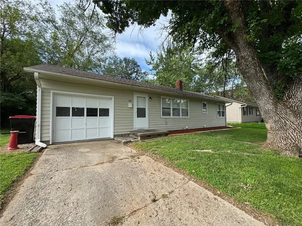 408 Anderson St, Warrensburg, MO 64093