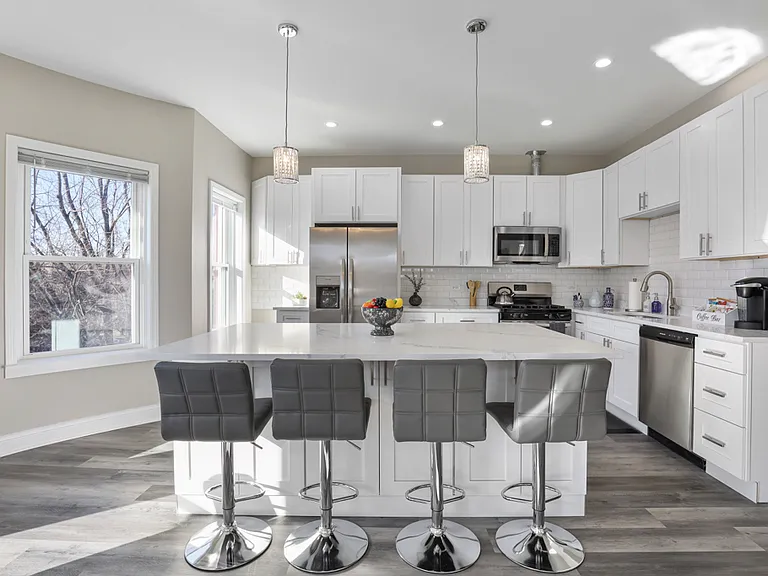 1111 Bonnie Brae Pl #3W — Photo 9