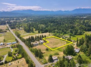 100 Davenhill Ln, Sequim, WA 98382