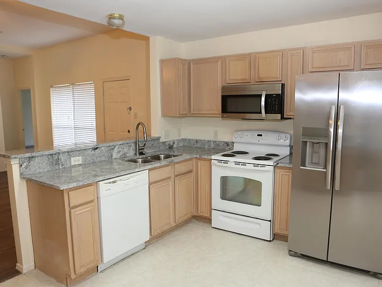 7305 Maplewood Dr — Photo 124