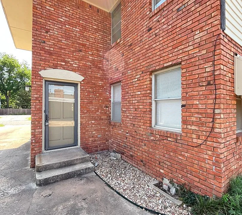 3617 N Drexel