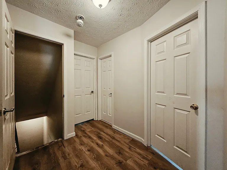 565 Clearwater Pl — Photo 15
