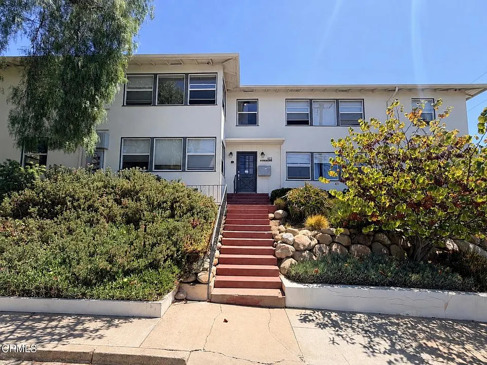 102 N Kalorama St #1