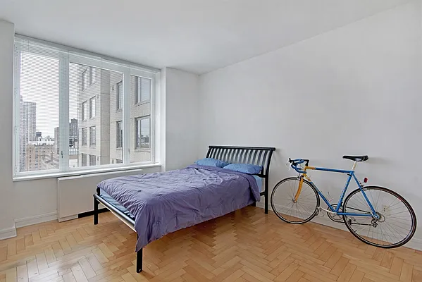 Rented by Corcoran | media 32