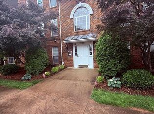 2221 Delaney Dr, Burlington, NC 27215