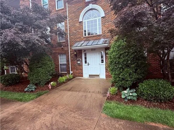 2221 Delaney Dr, Burlington, NC 27215