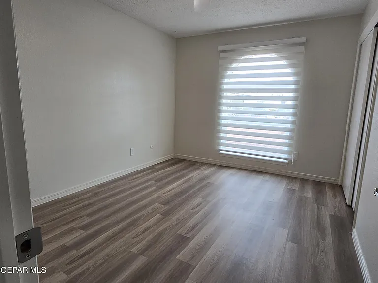 11188 Shoreline Dr — Photo 18