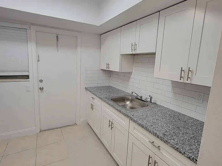 Eden House - 3601 Van Buren St Hollywood, FL 33021 — Photo 32