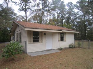 14 Carey Meitzler Rd, Picayune, MS 39466