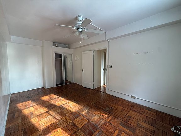 5th image of 89 Metropolitan Oval APT 1E