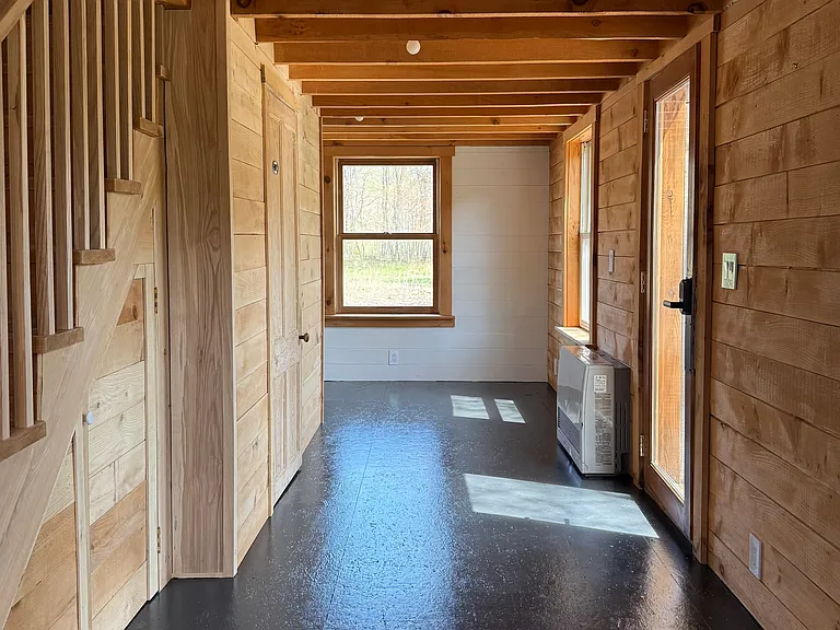 342 N Plain Rd — Photo 7