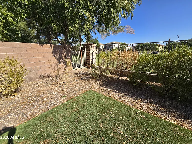 1173 E Mary Ln — Photo 33
