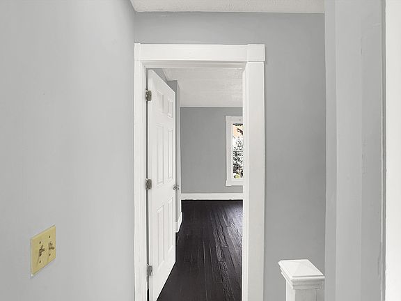 4th image of 1020 N Rural St