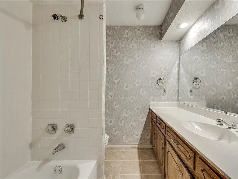 3043 Modella Ave — Photo 13