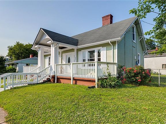 4th image of 3232 Jeter Ave