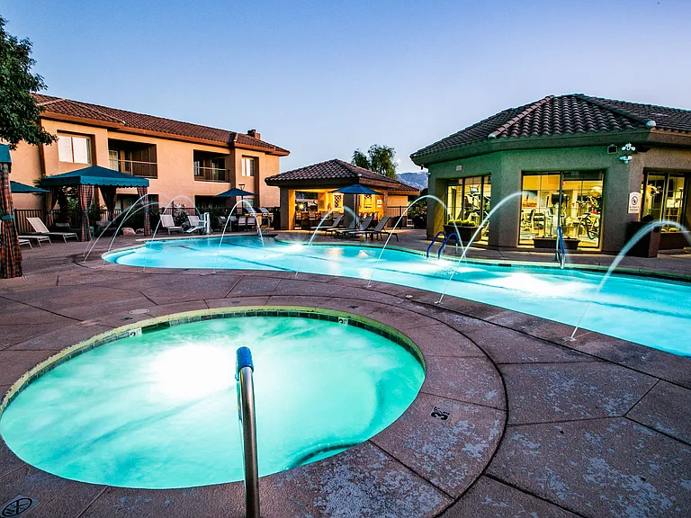 Hot Tub / Spa