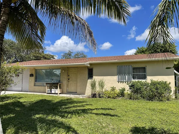 671 NW 38th Street, Deerfield Beach, FL 33064