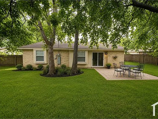 4 bed, 1700 sqft, $2,850 — Photo 3