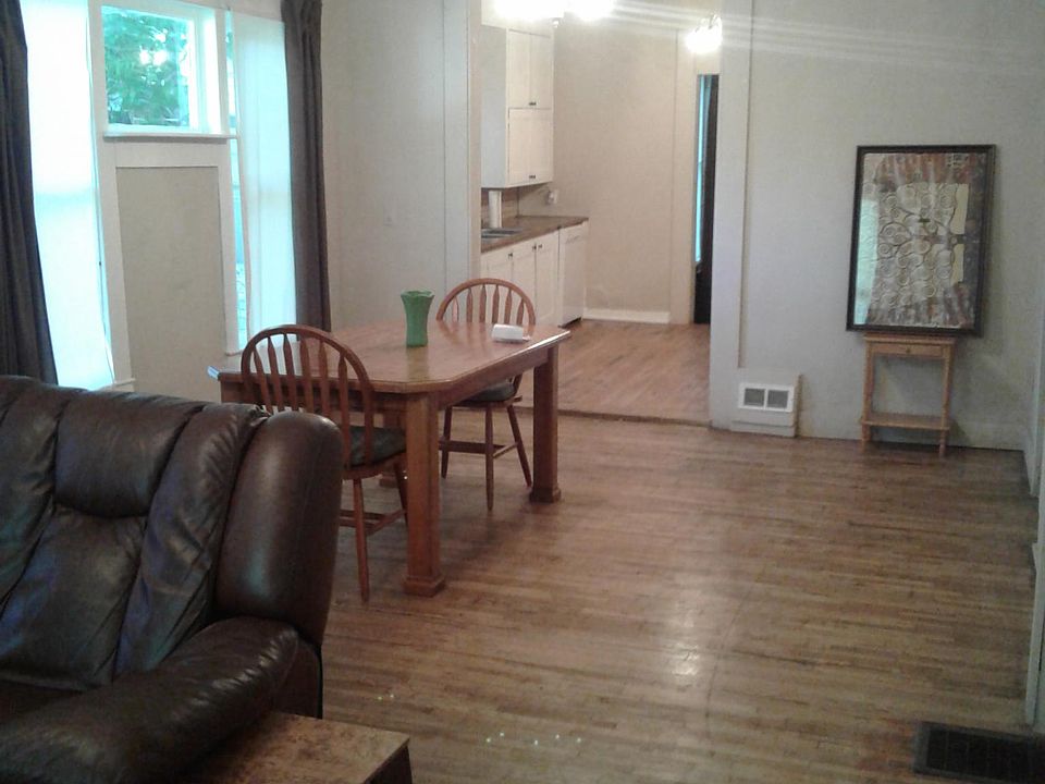 2nd image of 1446 S Main St