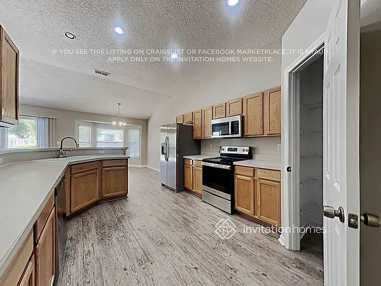 8627 Stanmoor Ct — Photo 6