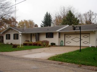213 E Lilac St, Elburn, IL 60119