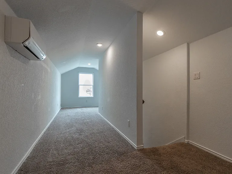7128 Elm Cv — Photo 23