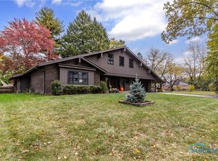 1793 Valley Way Dr, Toledo, OH 43614