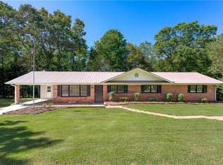 169 Cherry Cir, Cornelia, GA 30531