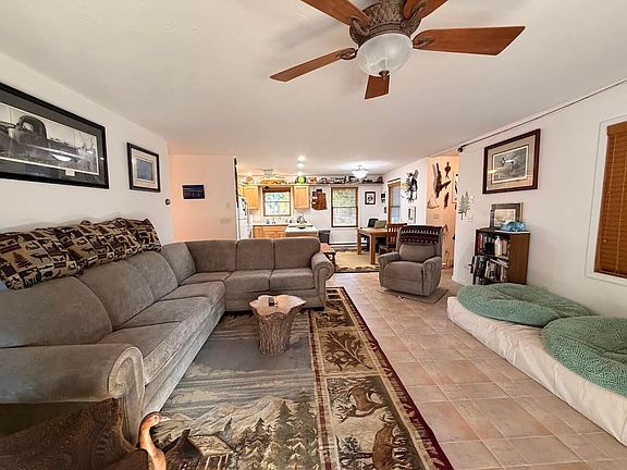 3rd image of 24207 E Boulevard Rd