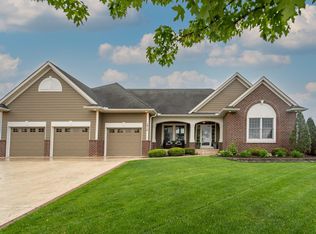 1814 Poehler Ct, Faribault, MN 55021