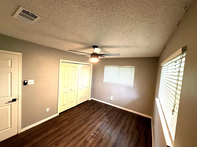 6402 Vioitha Dr #A — Photo 8