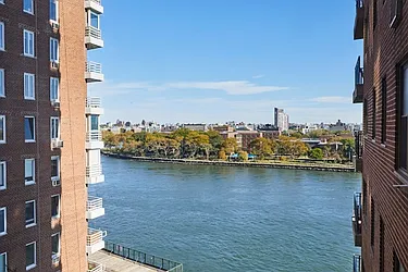 55 East End Avenue, #7E