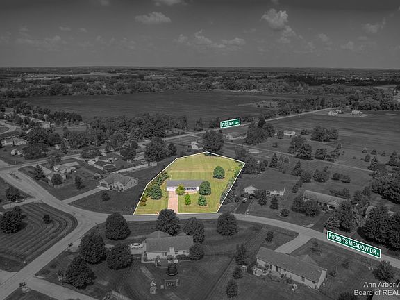 3rd image of 3568 Roberts Meadows Dr N