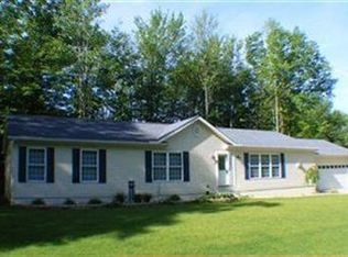 2153 N Park Ln, Rock Creek, OH 44084