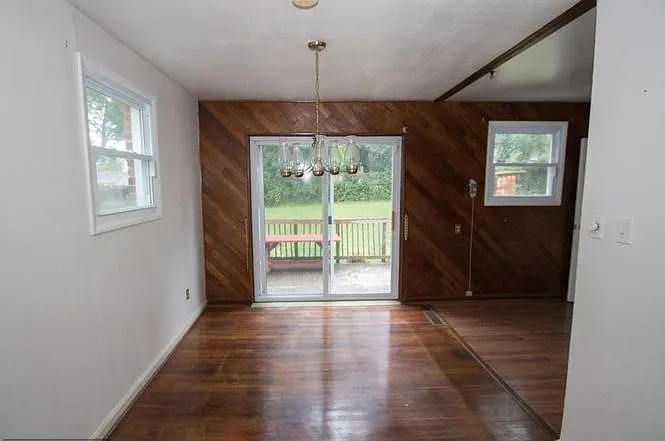 12010 Ashley Dr — Photo 10