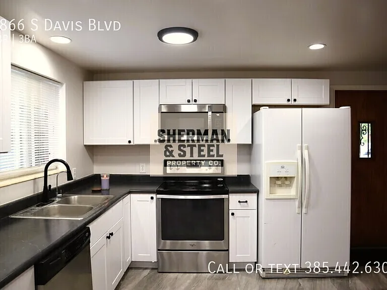 1866 S Davis Blvd — Photo 38