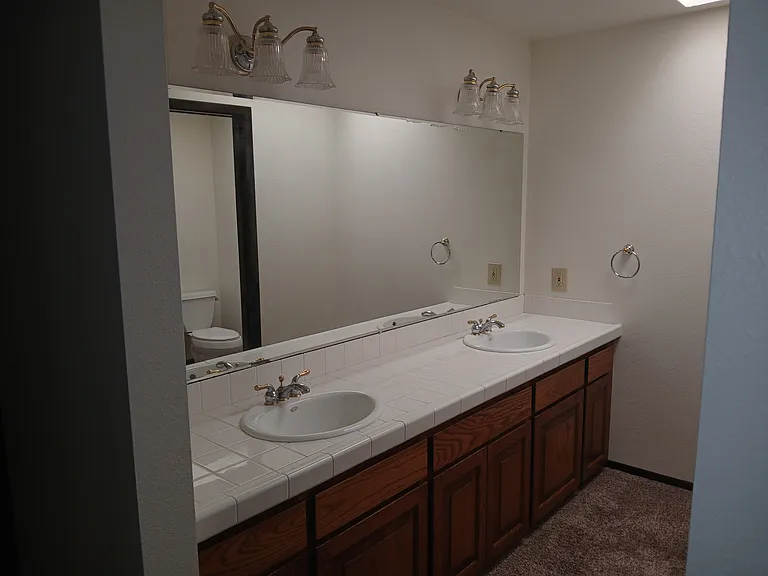 761 N Palmetto Dr — Photo 9
