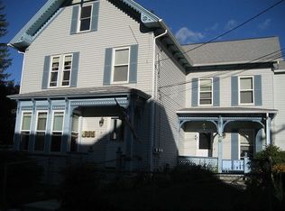 31 Pearl St, Clinton, MA 01510
