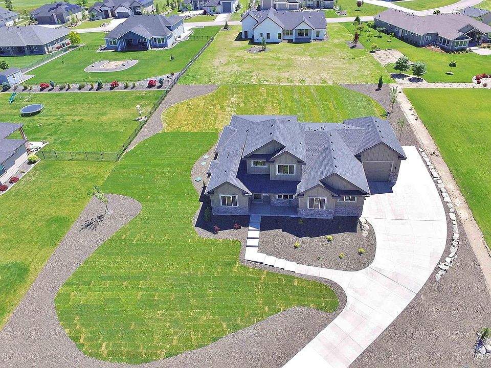 1st image of 22876 Aura Vista Way