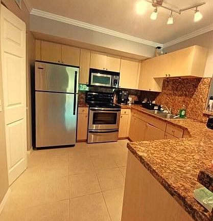 2nd image of 309 Villa Cir