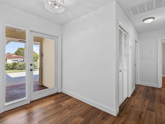 5th image of 3790 Dogwood Avenue