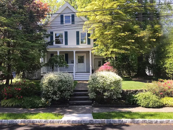 54 Concord St, Englewood, NJ 07631