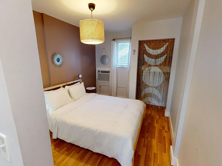 415 Humphreys Street — Photo 4