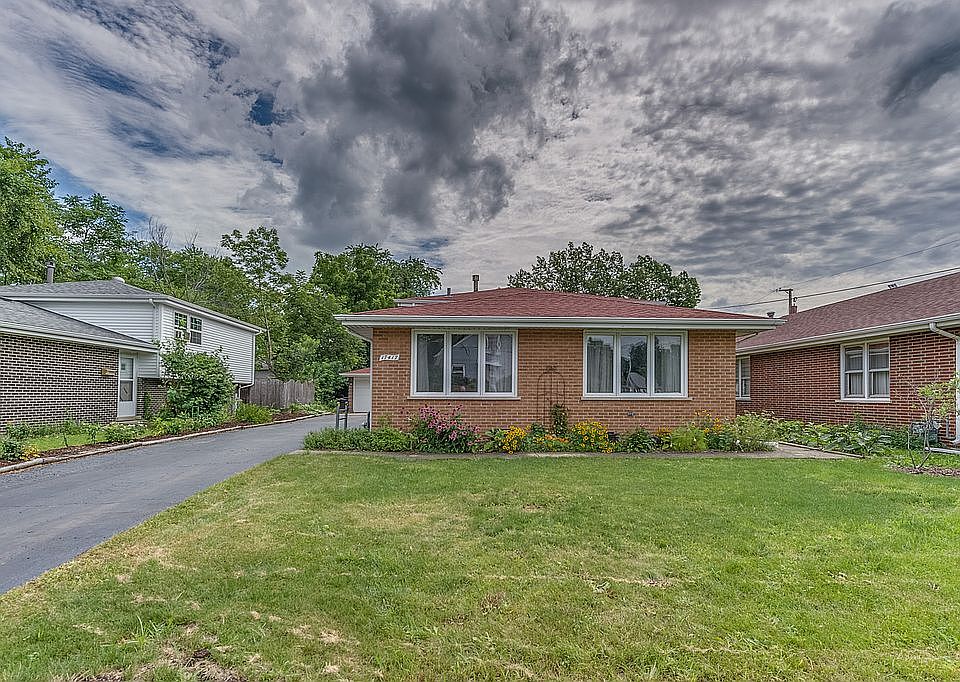 1st image of 17417 66th Ave