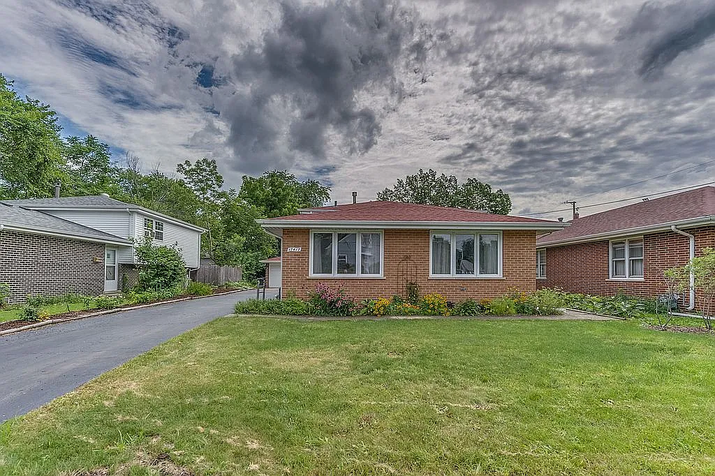 17417 66th Ave photo 1