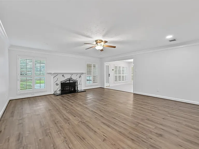 4019 Saint Michaels Ct — Photo 24