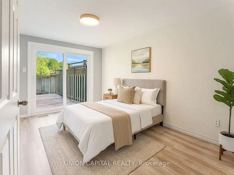 443 Brest Ct — Photo 31