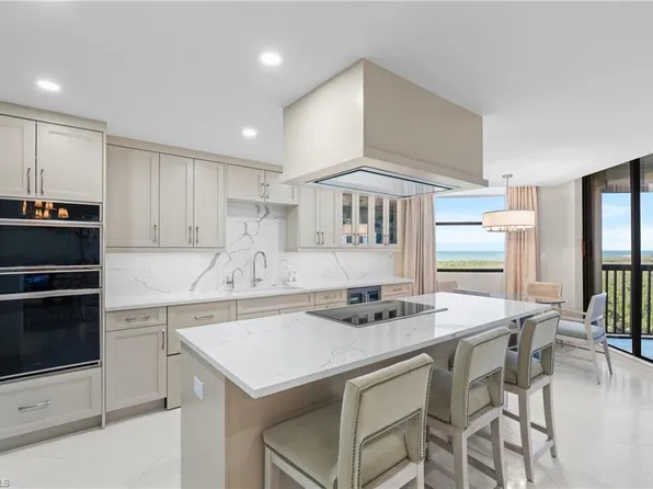 6075 Pelican Bay BLVD #1206, NAPLES, FL 34108