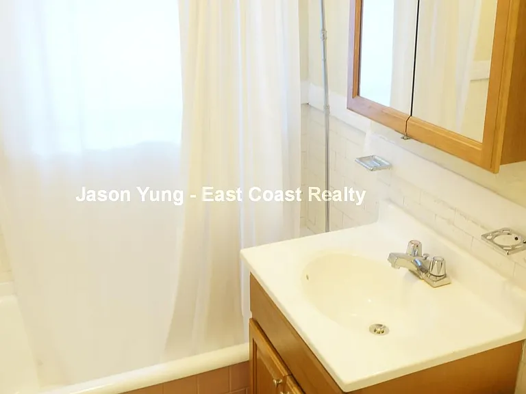 220 Kelton St #9 — Photo 7
