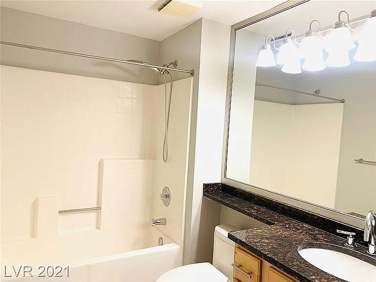 Meridian Vegas Condo — Photo 2
